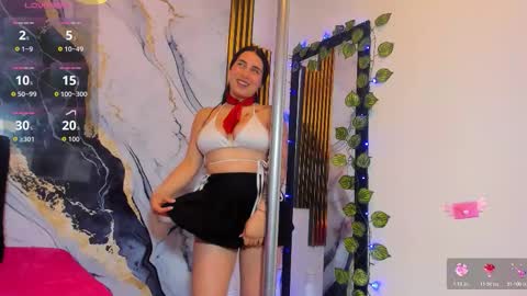 Snapshot of brittanyy20 chatting on 10.18.25 brittanyy20 online show from 10.18.25