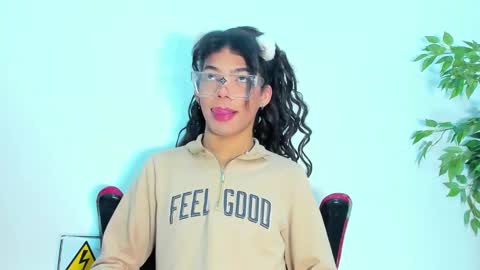 BRIYIT     online show from 02.18.25