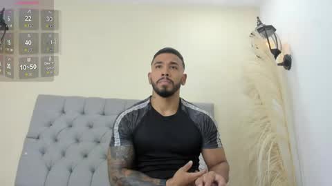 Snapshot of brock_hurn chatting on 05.19.26 brock_hurn online show from 05.19.26