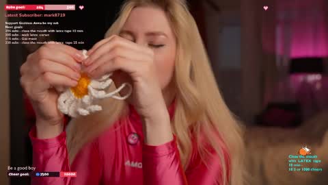 Anna online show from 04.11.26