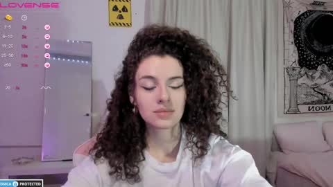 Brook  Help me collect 100 reactions  online show from 12.15.24