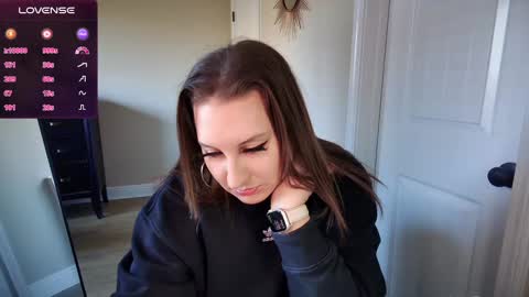 Snapshot of brookebee27 chatting on 12.06.24 brookebee online show from 12.06.24