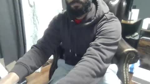 brownbd32 online show from 10.27.25