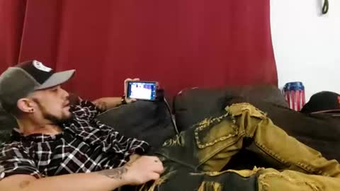 Snapshot of brownboyt chatting on 09.24.25 brownboyt online show from 09.24.25