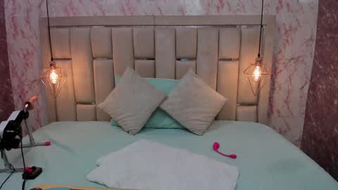 Snapshot of brownie_delicious chatting on 12.06.24 Sara online show from 12.06.24