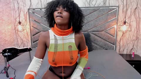 Snapshot of brownie_delicious chatting on 12.17.24 Sara online show from 12.17.24