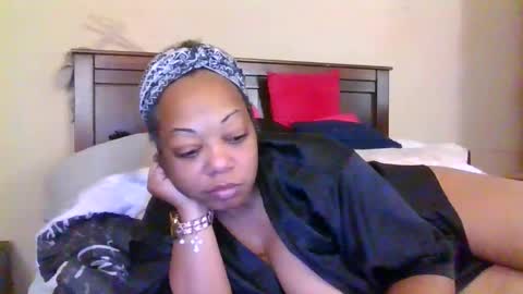 brownroundrenee online show from 04.06.26