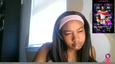 Snapshot of brownsugarcutie3 chatting on 02.14.26 Brownsuagrcutie online show from 02.14.26