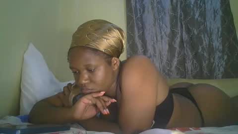 Snapshot of browny_kinky chatting on 05.06.26 pitch online show from 05.06.26