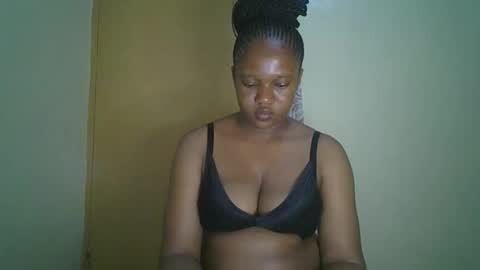 Snapshot of browny_kinky chatting on 05.10.26 pitch online show from 05.10.26