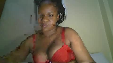 Snapshot of browny_kinky chatting on 05.18.26 pitch online show from 05.18.26