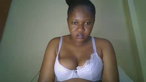 Snapshot of browny_kinky chatting on 05.25.26 pitch online show from 05.25.26