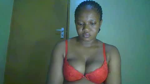 Snapshot of browny_kinky chatting on 06.06.26 pitch online show from 06.06.26