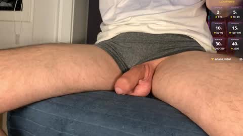 Snapshot of brsrk chatting on 02.15.26 Brsrkr online show from 02.15.26