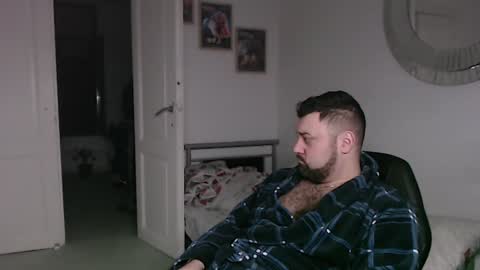 Bruce online show from 02.08.25