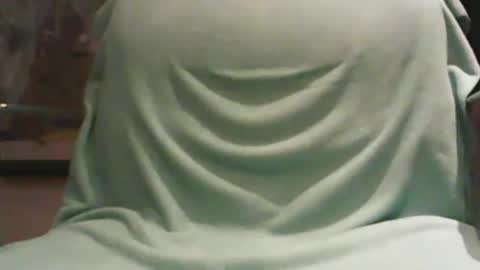 Snapshot of brucenewmen chatting on 10.02.25 Bruce Newmen online show from 10.02.25