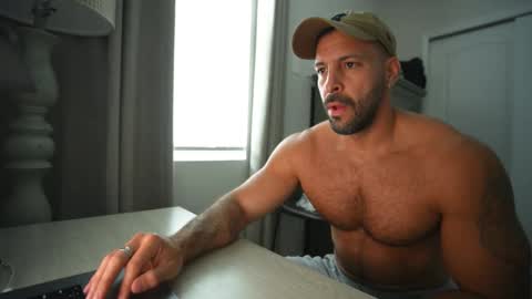 onlyfans BRUCESTRYKER online show from 04.04.26