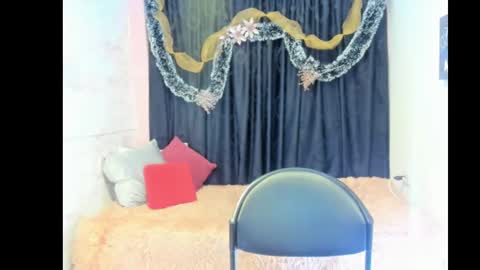 Snapshot of brunette_sasha chatting on 12.10.24 Sasha Brunette online show from 12.10.24