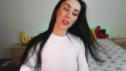 Ellis online show from 02.14.25