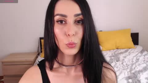 Snapshot of brunettgirl_ chatting on 05.20.26 Ellis online show from 05.20.26