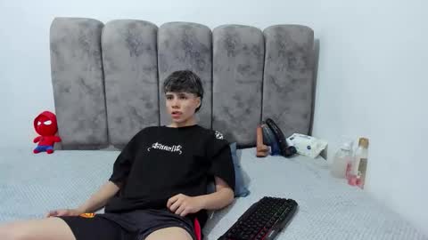 Snapshot of bruno_cruz chatting on 05.21.26 Bruno Cruz online show from 05.21.26