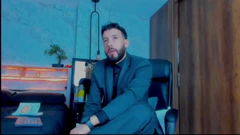 Andres Suarez online show from 02.28.25