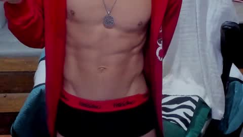 Snapshot of brunocuttie94 chatting on 06.13.26 Join my fan club here 150 tokens a month online show from 06.13.26