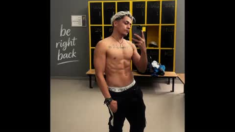 Snapshot of brunocuttie94 chatting on 07.18.26 Join my fan club here 150 tokens a month online show from 07.18.26
