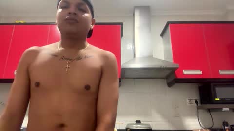 Snapshot of brunosex96 chatting on 10.14.25 brunosex96 online show from 10.14.25