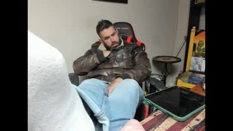 BRUTALMASTER1983 online show from 10.16.25