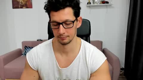 Brutus K online show from 01.17.25