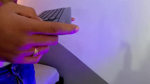 Snapshot of bryan_robayo5 chatting on 02.01.26 Bryan online show from 02.01.26