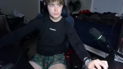 BubblebuttBdn online show from 11.05.25