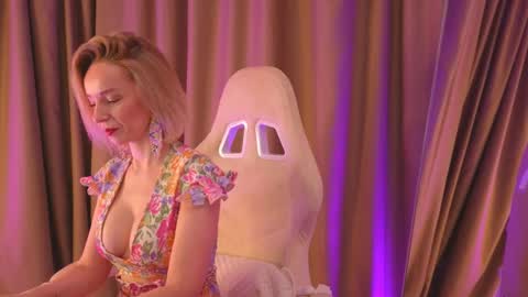 bubbling_crush online show from 03.12.25