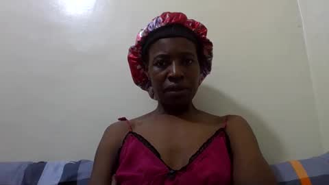 Snapshot of bubbly_jocyce chatting on 06.11.26 talisha online show from 06.11.26