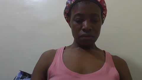 Snapshot of bubbly_jocyce chatting on 06.15.26 talisha online show from 06.15.26