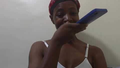 Snapshot of bubbly_jocyce chatting on 06.16.26 talisha online show from 06.16.26