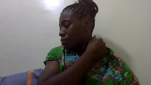 Snapshot of bubbly_jocyce chatting on 06.19.26 talisha online show from 06.19.26