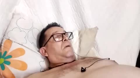 buchs32 online show from 12.22.25