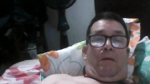 Snapshot of buchs32 chatting on 06.17.26 buchs32 online show from 06.17.26