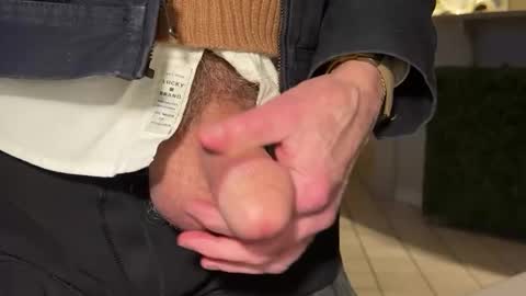 Snapshot of bucky5819 chatting on 02.04.26 bucky58 online show from 02.04.26