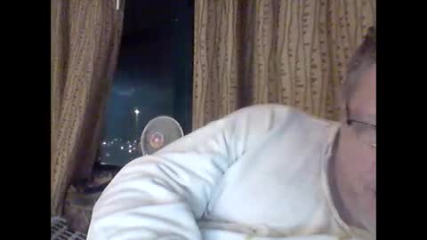 buddyluvzumore online show from 02.12.25