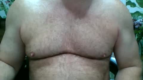 Snapshot of budlgt12 chatting on 05.19.26 I love when others make me jack off for them online show from 05.19.26