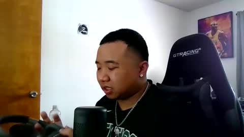 buffsexyman24 online show from 02.19.26