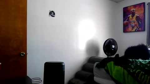 buffsexyman24 online show from 02.26.26