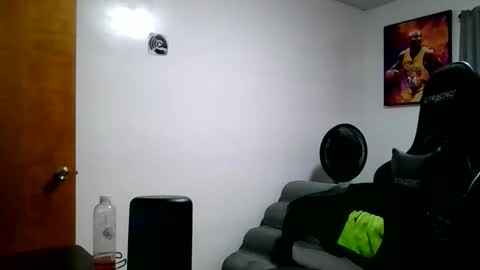 buffsexyman24 online show from 03.01.26