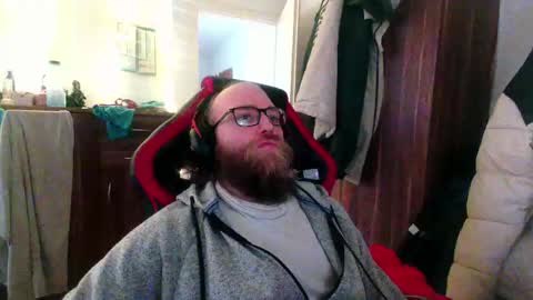 Snapshot of buhalteris chatting on 02.19.26 Lukas online show from 02.19.26