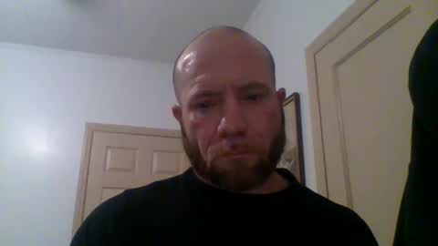 Snapshot of bulldogg86 chatting on 10.31.25 bulldogg86 online show from 10.31.25