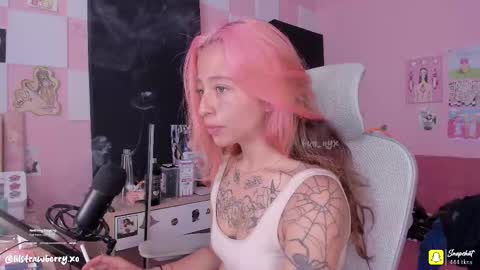 Snapshot of bun_nyx chatting on 09.27.25        online show from 09.27.25