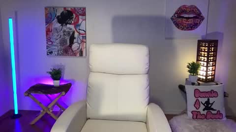 BUNNIE and THE DUDE TheLebowskis online show from 01.13.26